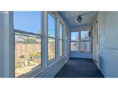 2438 Auburn Avenue Baker City OR 97814
