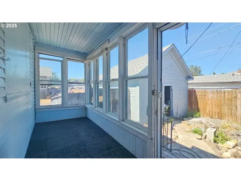 2438 Auburn Avenue Baker City OR 97814