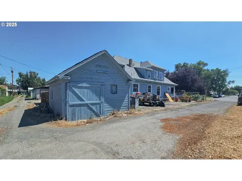 2438 Auburn Avenue Baker City OR 97814
