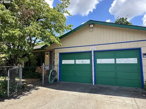 1218 SE 162nd Avenue Portland OR 97233