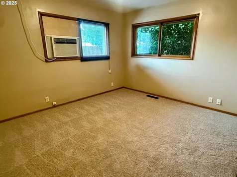 1218 SE 162nd Avenue Portland OR 97233