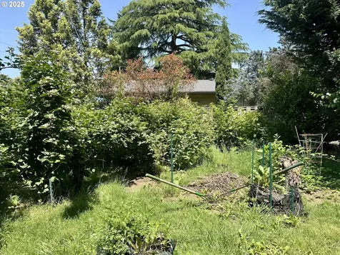 1218 SE 162nd Avenue Portland OR 97233