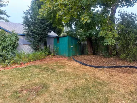 1218 SE 162nd Avenue Portland OR 97233