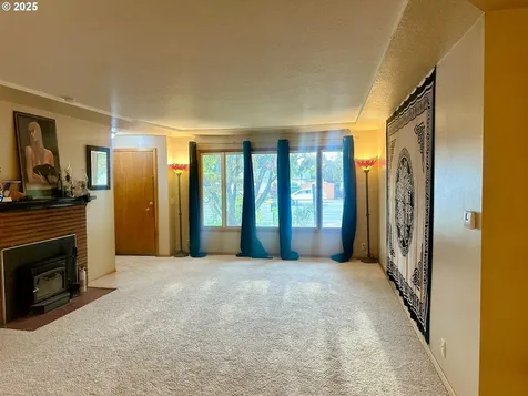 1218 SE 162nd Avenue Portland OR 97233