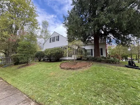 2909 NE Ainsworth Street Portland OR 97211