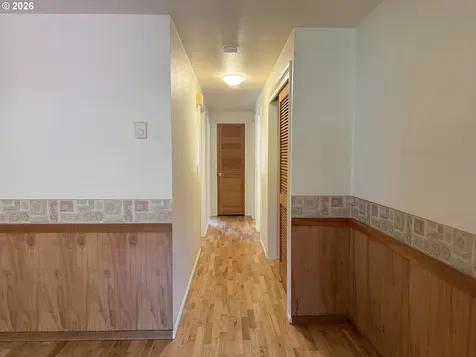 4910 Whiteaker Street Eugene OR 97405
