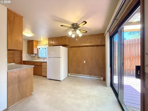 4910 Whiteaker Street Eugene OR 97405