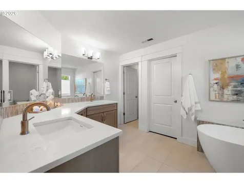 16197 SE Jasper Drive Happy Valley OR 97089