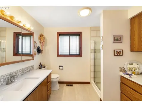 9704 Silver Star Avenue Vancouver WA 98664