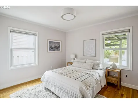5234 NE Multnomah Street Portland OR 97213