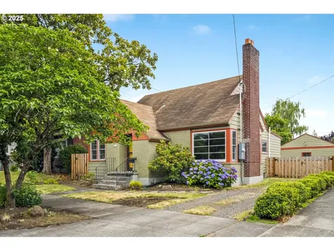 5234 NE Multnomah Street Portland OR 97213