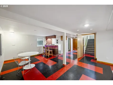 5234 NE Multnomah Street Portland OR 97213