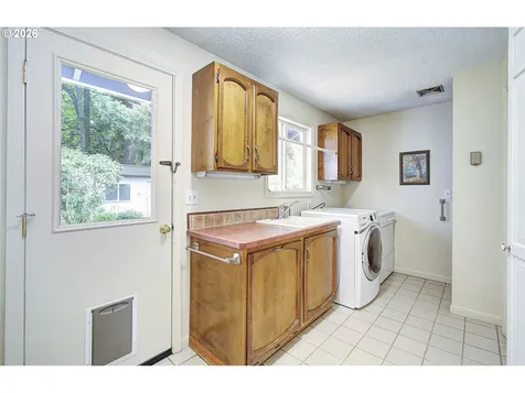 2320 NE 110th Place Vancouver WA 98686