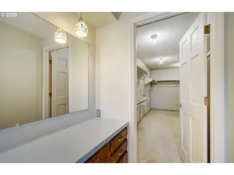 2320 NE 110th Place Vancouver WA 98686