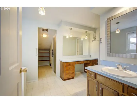 2320 NE 110th Place Vancouver WA 98686