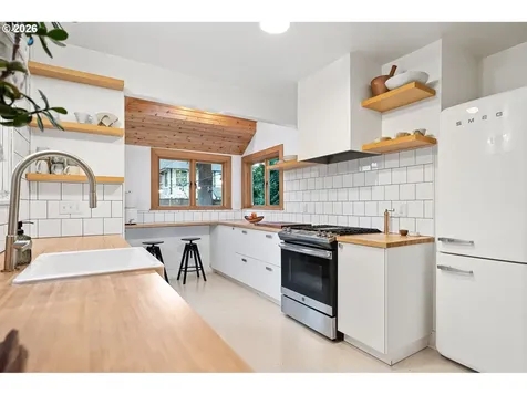 5335 NE Mallory Avenue Portland OR 97211