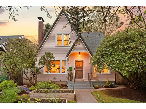 5335 NE Mallory Avenue Portland OR 97211