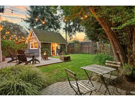 5335 NE Mallory Avenue Portland OR 97211