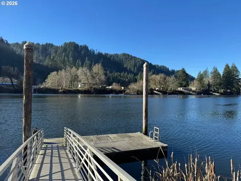 10298 Highway 126 Mapleton OR 97453