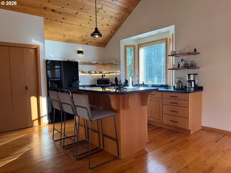 10298 Highway 126 Mapleton OR 97453