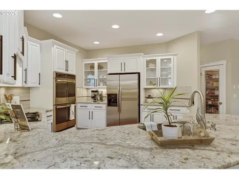 301 NW 152nd Street Vancouver WA 98685