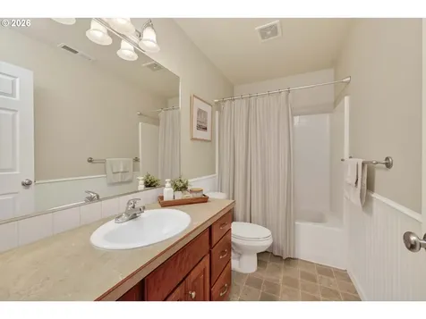 301 NW 152nd Street Vancouver WA 98685