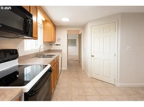 1750 Taney Street Eugene OR 97402