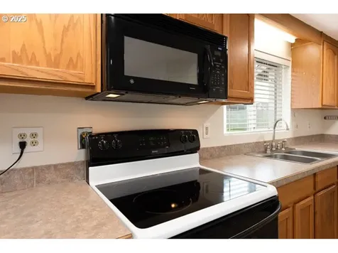 1750 Taney Street Eugene OR 97402