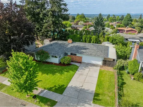 14045 NE Sacramento Street Portland OR 97230