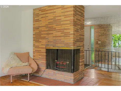 14045 NE Sacramento Street Portland OR 97230