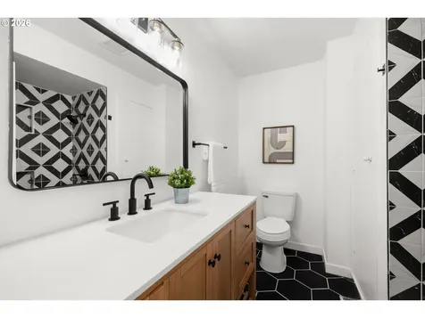 5431 SW 53rd Avenue Portland OR 97221