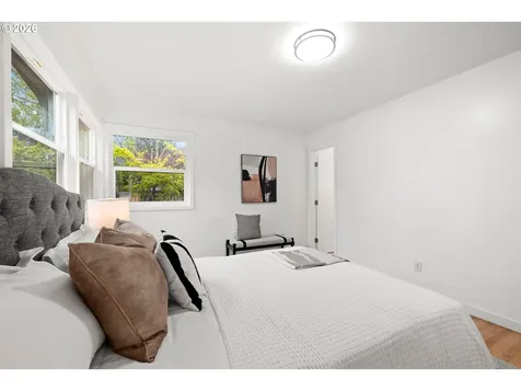 5431 SW 53rd Avenue Portland OR 97221