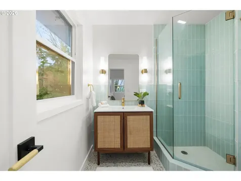 5431 SW 53rd Avenue Portland OR 97221