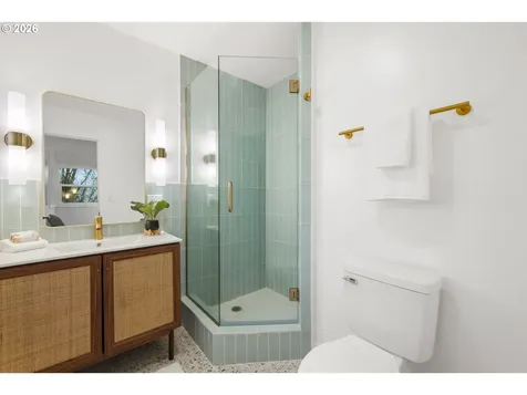 5431 SW 53rd Avenue Portland OR 97221