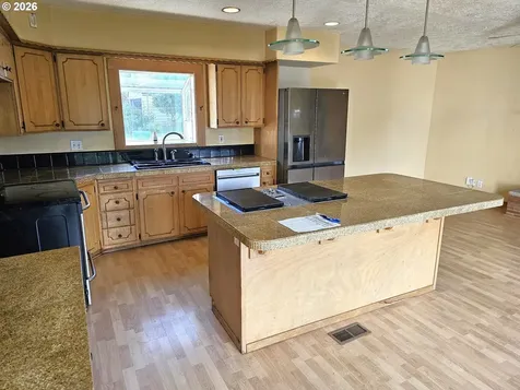 7425 N Chase Avenue Portland OR 97217