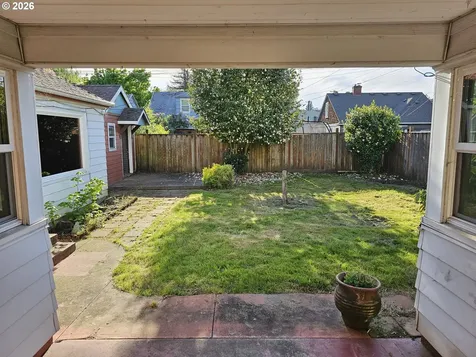 7425 N Chase Avenue Portland OR 97217