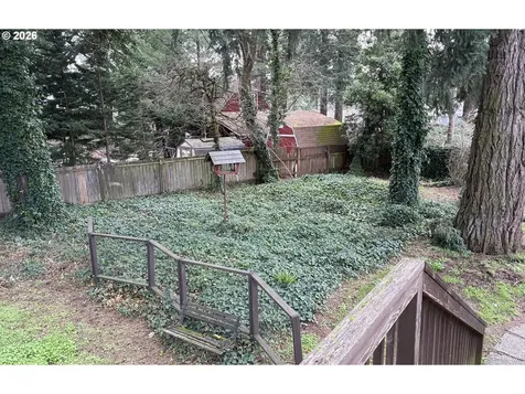 1742 SE 142nd Place Portland OR 97233