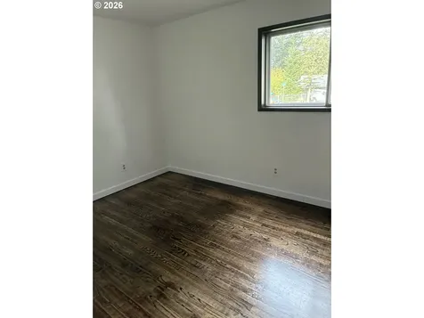1742 SE 142nd Place Portland OR 97233