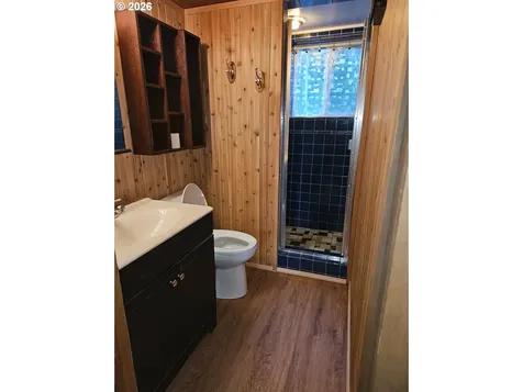 1742 SE 142nd Place Portland OR 97233
