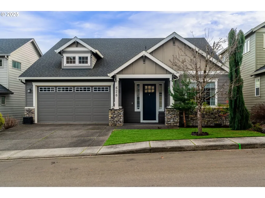 626 N V Street Washougal WA 98671