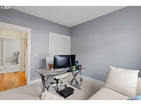 626 N V Street Washougal WA 98671