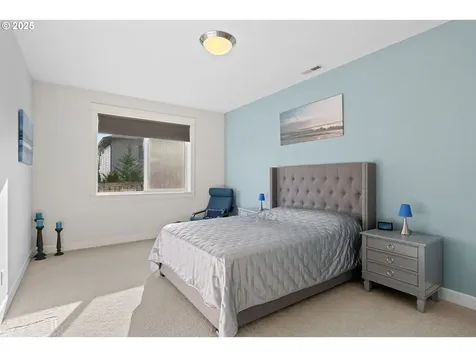 626 N V Street Washougal WA 98671
