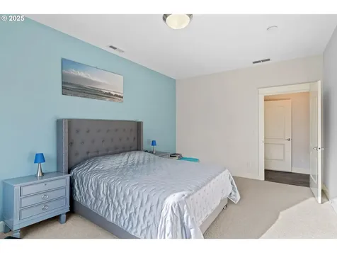 626 N V Street Washougal WA 98671