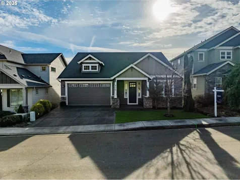 626 N V Street Washougal WA 98671