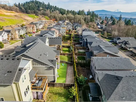 626 N V Street Washougal WA 98671