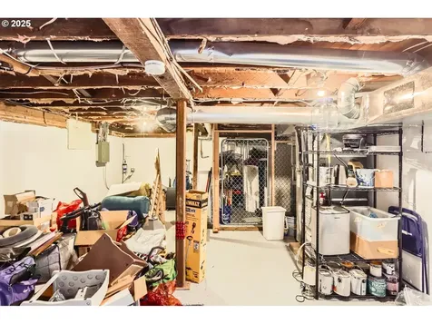 5925 N Campbell Avenue Portland OR 97217