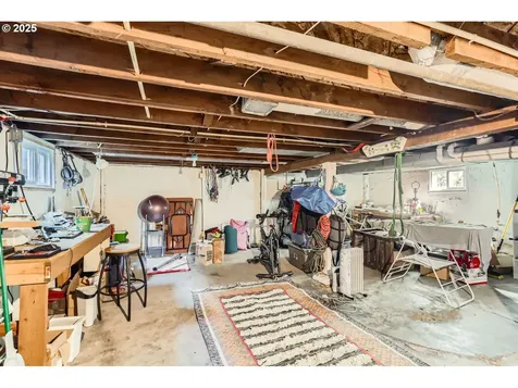 5925 N Campbell Avenue Portland OR 97217
