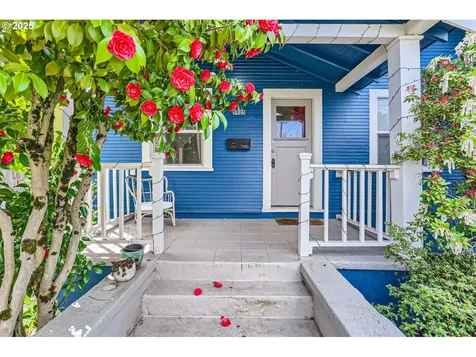 5925 N Campbell Avenue Portland OR 97217
