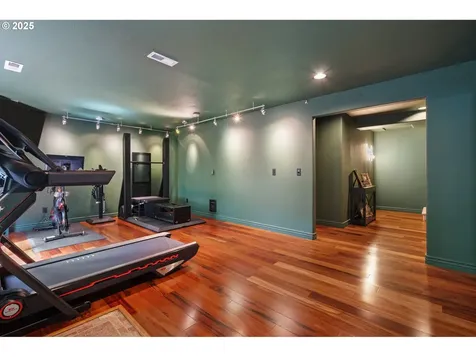 2386 W 9th Street Washougal WA 98671
