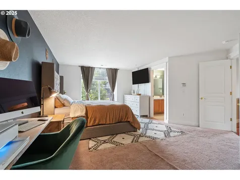 2386 W 9th Street Washougal WA 98671